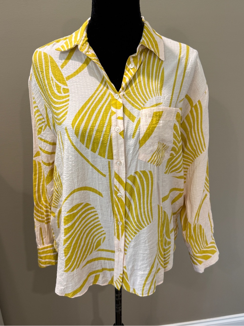 Women’s FRNCH long sleeve abstract tropical long sleeve button up blouse- Size S
